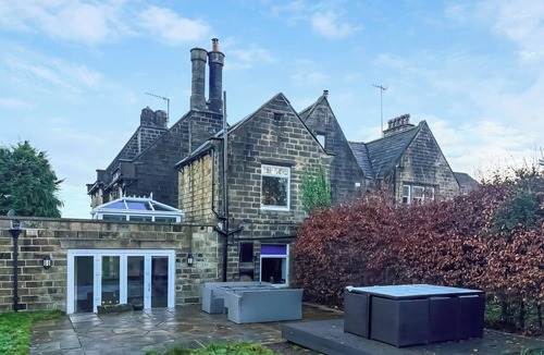 Cullingworth Cottage | 5 bedroom accommodation in Cullingworth