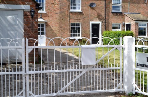 Arlingham Cottage | 5 bedroom accommodation in Arlingham, near Gloucester