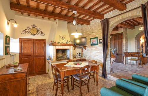Corridonia House | 5 bedroom accommodation in Corridonia