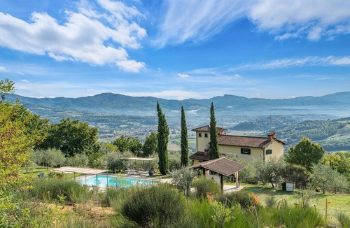 Starda House | 5 bedroom accommodation in Poppi (AR)