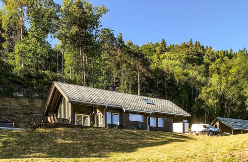 Vikedal House | 5 bedroom accommodation in Vikedal