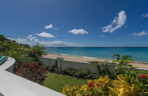 Lower Carlton House | 5 Bedroom Beachfront Villa Offering Stunning Sea Views And A Private Pool