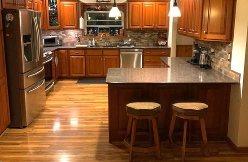 White Mills House | 5 bedroom Pocono paradise - blocks from lake Wallenpaupack