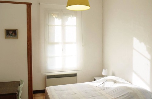 Ribes House | 5-bedroom riverside house