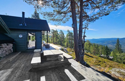 Kroderen House | 5 bedroom stunning home in Eggedal