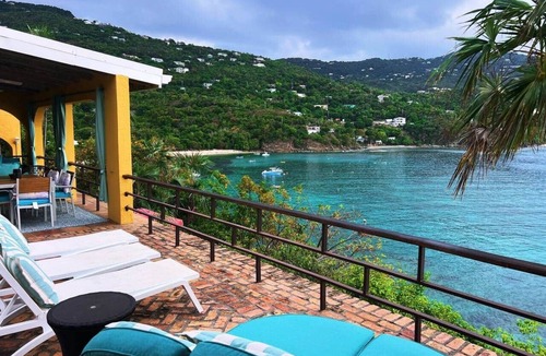 Estate Hull House | 5 Bedroom Waterfront Villa Tryst