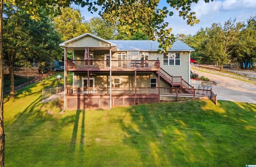 Wedowee House | 5 bedrooms. 3 baths. Relaxing getaway. Steps to the water for lake adventures.