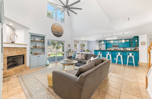 Vilano Beach House | 5 Bedrooms, Pool+Spa, WALK to beach&river, PutPut, 10 min. to DT, Huge backyard