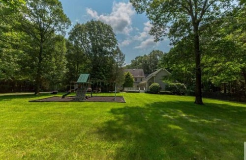 Richwood House | 5 Bedrooms | Indoor Pool | Huge Yard