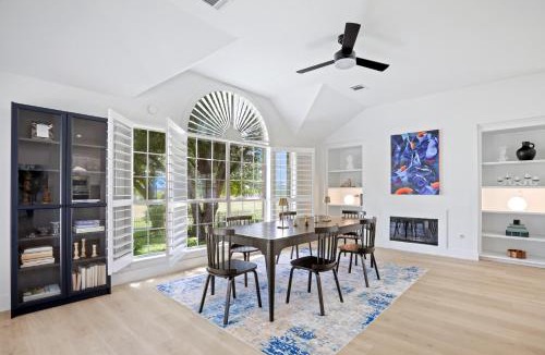 Pflugerville House | 5 Beds Luxury Retreat on Golf Course