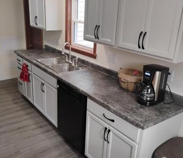 Bismarck Apartment | 5 blocks from the hospital!