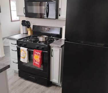 Bismarck Apartment | 5 blocks from the hospital!