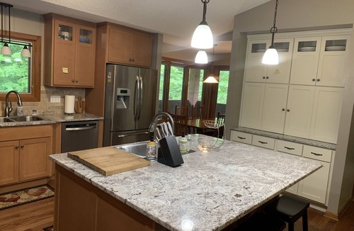 Palmyra House | 5 BR, 4 baths, Pool, HotTub, Family Friendly, near Louisville KY, Private