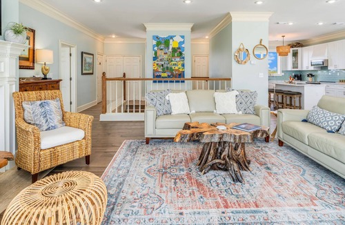 Plantation House | 5 BR 5 Bath BEACH FRONT home in The Plantation - located near community pool with access!