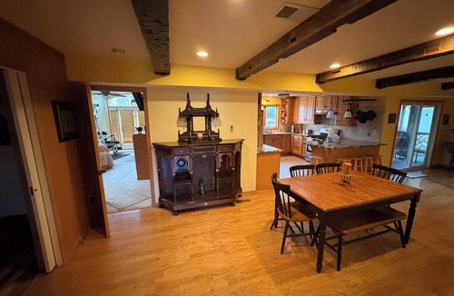 Fairfax House | 5 BR home and tree house. Screened porch & deck with hot tub and gas fire bowl.
