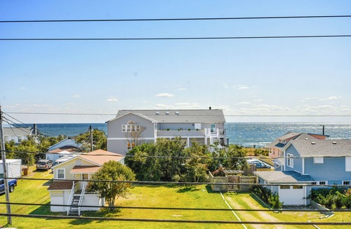 Kure Beach House | 5 Decks, Pool, Kure Beach Pier & Boardwalk