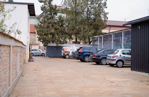 Dragasani Villa | 5 HILLS