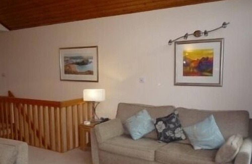 Keswick Cabin | 5 KESWICK BRIDGE, family friendly, with a garden in Keswick