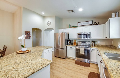 Greenfield Lakes House | 5 Mi to Dtwn Gilbert! Desert Gem w/Fenced-In Pool