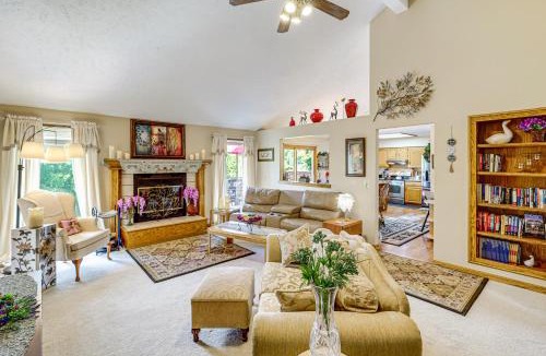 Bellevue House | 5 Mi to Platte River: Inviting Bellevue Rental