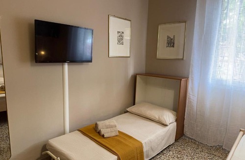 Crocetta-San Lazzaro-Modena Est Apartment | 5 min from Ferrari Museum, Hospital and University