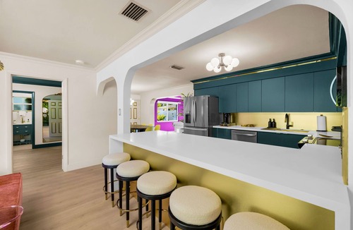 Pompano Beach House | 5 Min to Beach Heated Pool Hot Tub BBQ