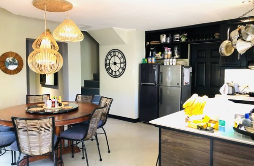 Nasugbu Villa | 5 min walk from the beach- Beautiful Villa with private pool