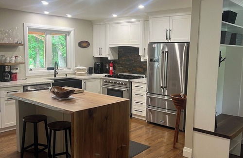 Lafontaine Cottage | 5 min walk to the beaches of Georgian Bay Family fun cottage, 2026- 063