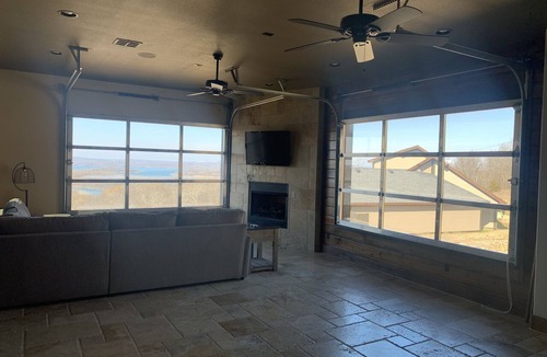 Cookson House | 5 minute drive to the water!