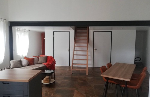 Saints House | 5 minutes from Coulommiers and 25 minutes from Disneyland Paris