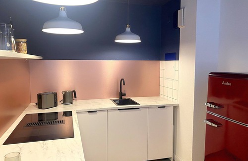 Gera Apartment | 5 minutes from the university– work-life balance apartment with balcony and crib
