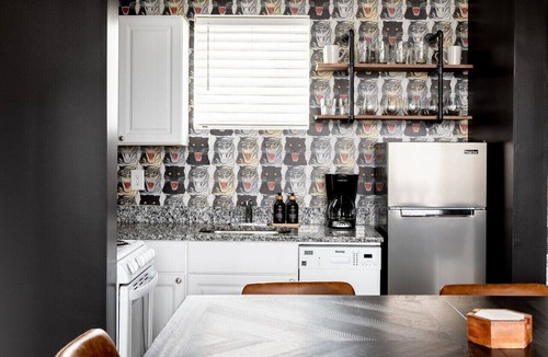 Maxwell Apartment | 5 Points Retreat in East Nashville - Walk to Restaurants, Bars & Music