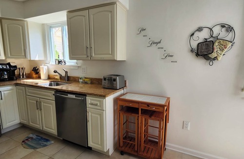 Brigantine House | 5 Star AMAZING Perfect Beach Retreat just for you. Cozy, Clean, Comfortable