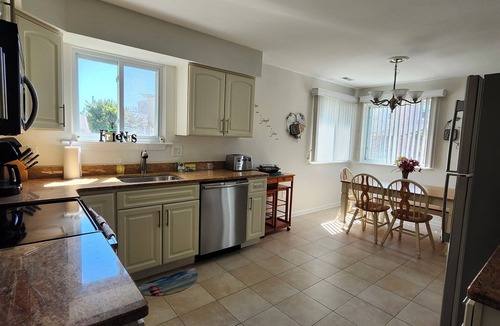 Brigantine House | 5 Star AMAZING Perfect Beach Retreat just for you. Cozy, Clean, Comfortable