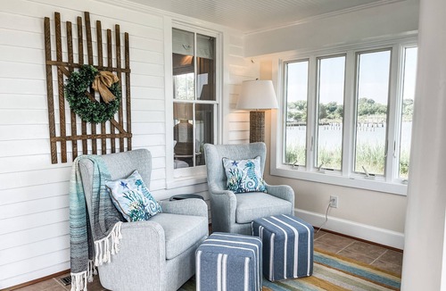 Bavon House | 5 star Bayfront with 4 BR and 2 full bathrooms - room for multiple families