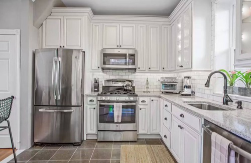 Brewerytown House | 5-Star Charming Philly Townhouse in Museum Area