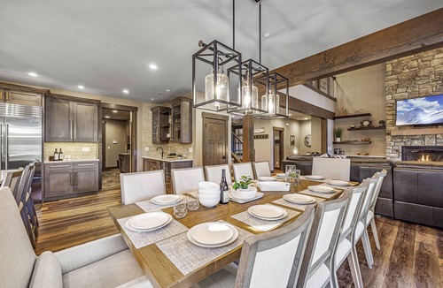 Cle Elum House | 5 Star Golfside Luxury Crafted for Unforgettable Memories