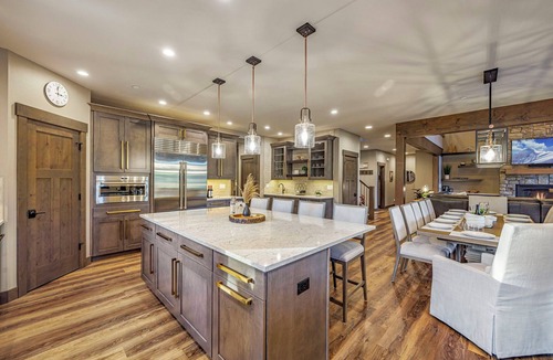Cle Elum House | 5 Star Golfside Luxury Crafted for Unforgettable Memories