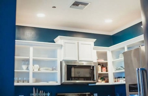 Pleasant Street Condo | 5-star Luxury Apartment - Atop the Seagle Building