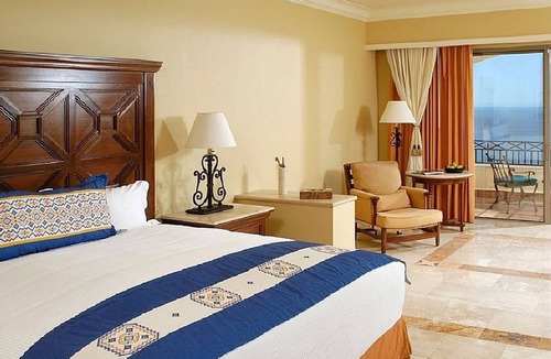 Paraiso Escondido Condo | 5 Star Oceanfront Resort *GREAT RATES*