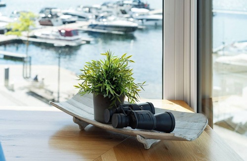Muritz Apartment | 5-star vacation apartment Panorama Suite in the Hafenresidenz Waren (Müritz)