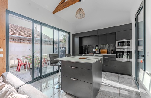 Arcachon House | 5-Star Villa with Private Garden