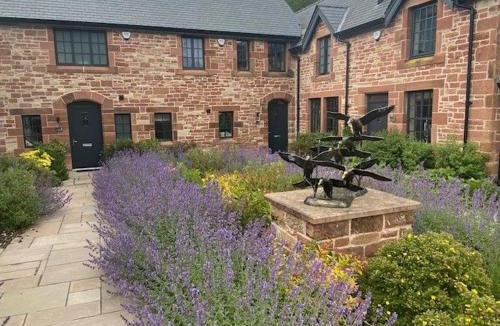 Wing House | 5 Tarn End luxurious cottage with view to Talkin Tarn, near Hadrians Wall & the Lake District