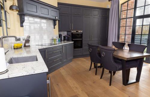 Wing House | 5 Tarn End luxurious cottage with view to Talkin Tarn, near Hadrians Wall & the Lake District
