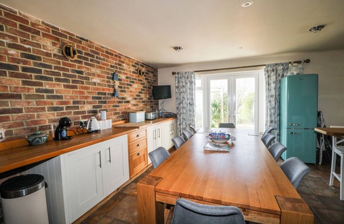 Pagham Cottage | 50 Harbour Road