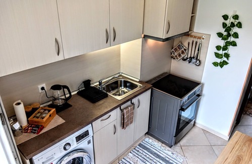 Sofia City Center Apartment | [50 m from Mall Sofia] Charm & Relax: Romantic Bijoux