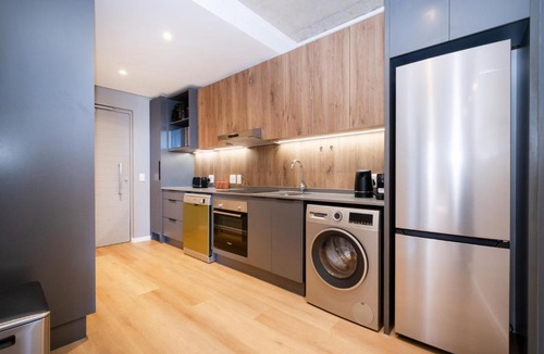 Observatory Apartment | 504 Riverlands - Lux 2 Bedroom Apartment with Parking