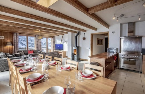 Reberty Apartment | 50m from shops, 1st floor, sauna, terrace, balcony, fireplace or stove, tv, ski locker, 147m²