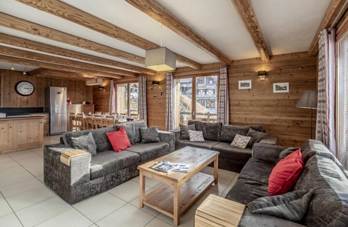 Reberty Apartment | 50m from shops, 1st floor, sauna, terrace, balcony, fireplace or stove, tv, ski locker, 147m²