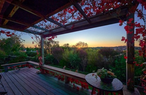 Castlemaine House | ‘52Views’ a private retreat with panoramic views